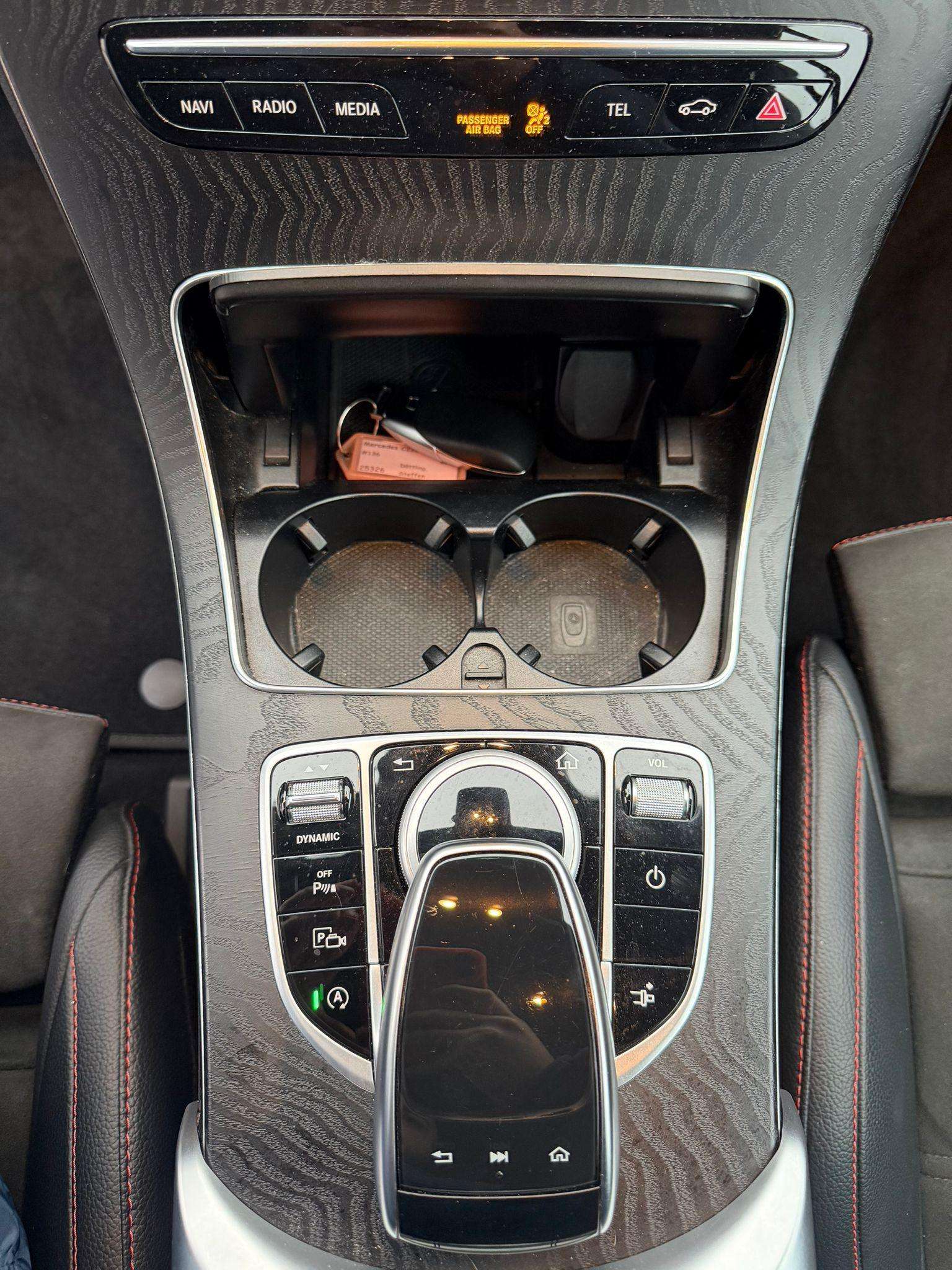 Fahrzeugbild eines Mercedes-Benz C-Klasse