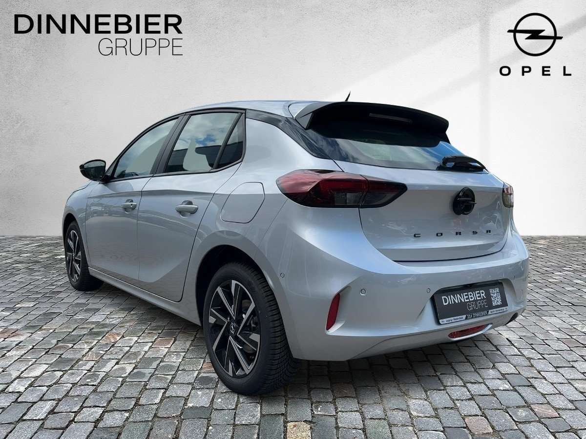 Fahrzeugbild eines Opel Corsa