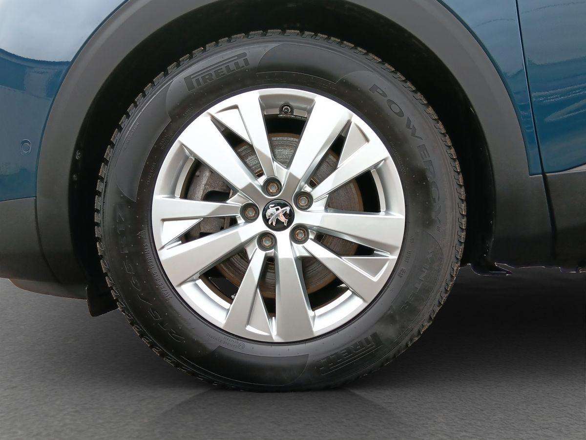 Fahrzeugbild eines Peugeot 3008