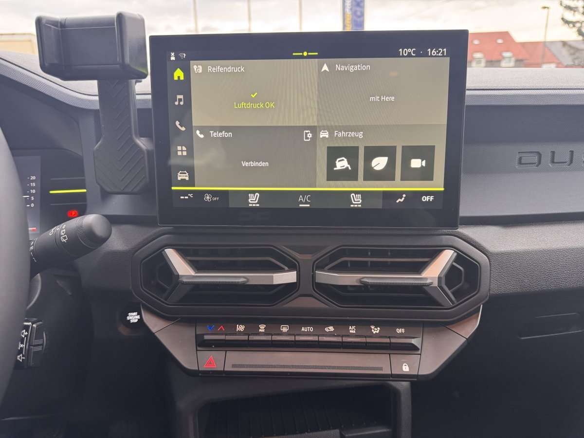 Fahrzeugbild eines Dacia Duster