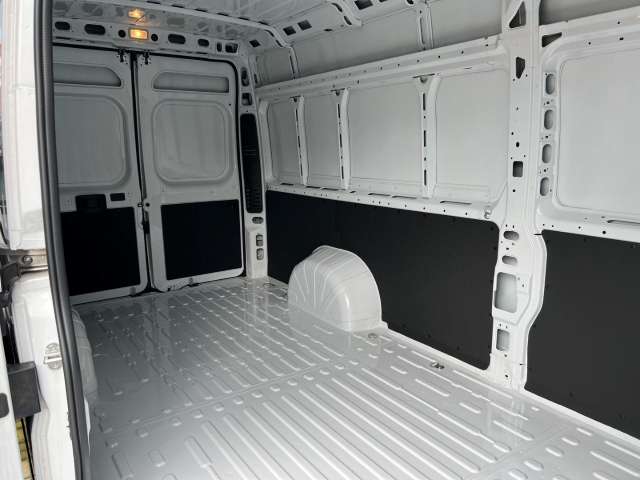 Fahrzeugbild eines Opel Movano