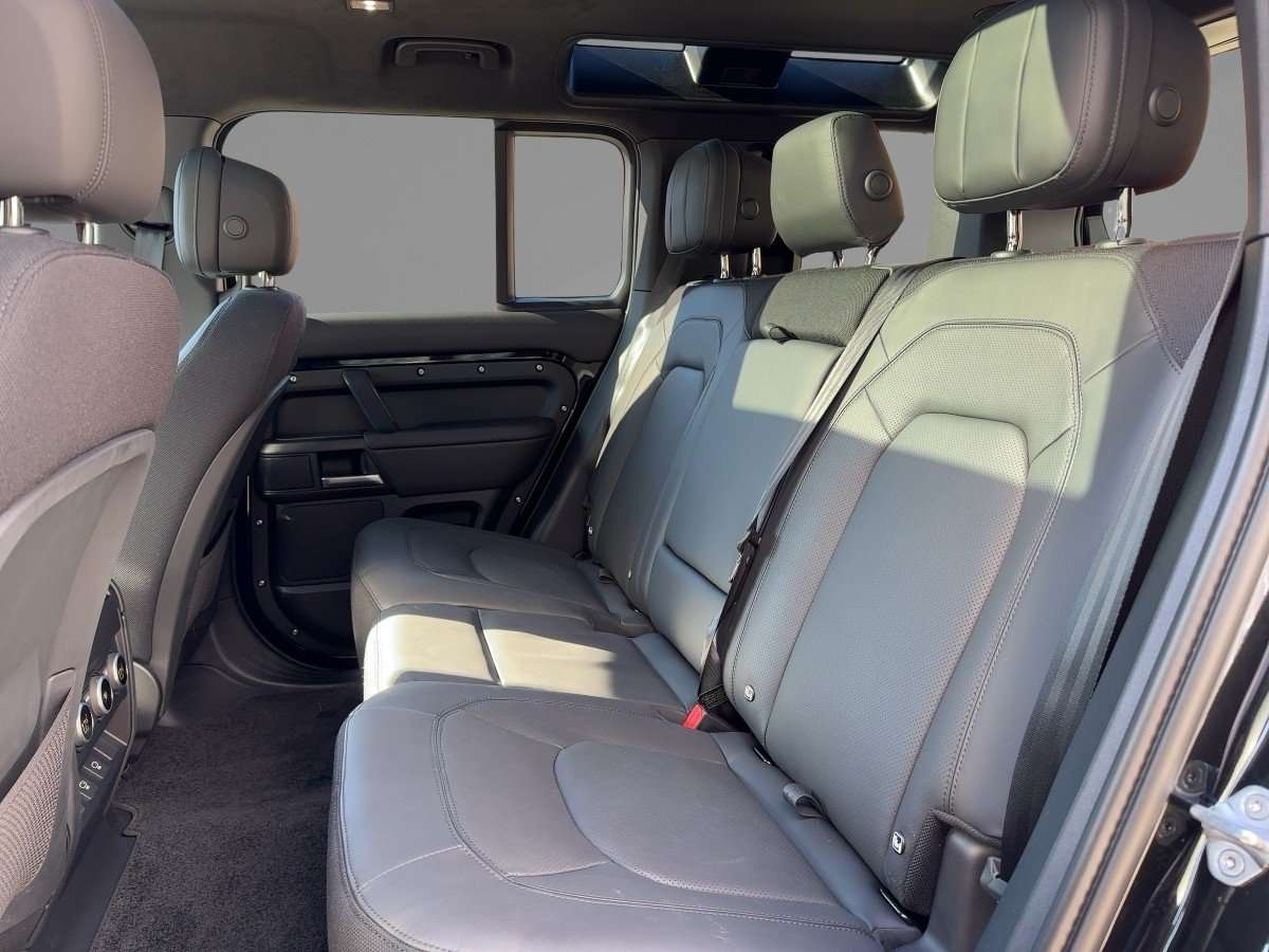 Fahrzeugbild eines Land Rover Defender