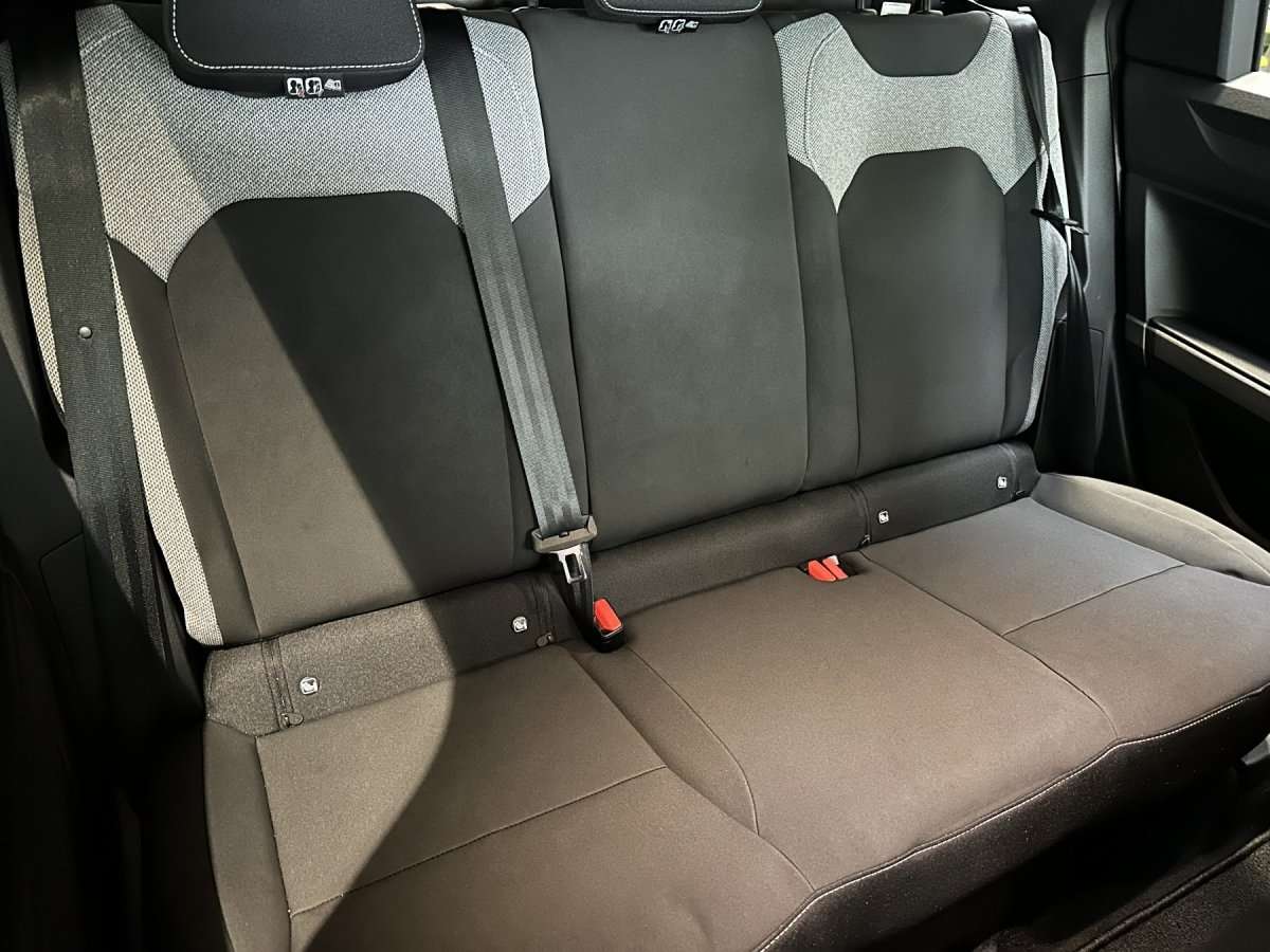 Fahrzeugbild eines Dacia Bigster
