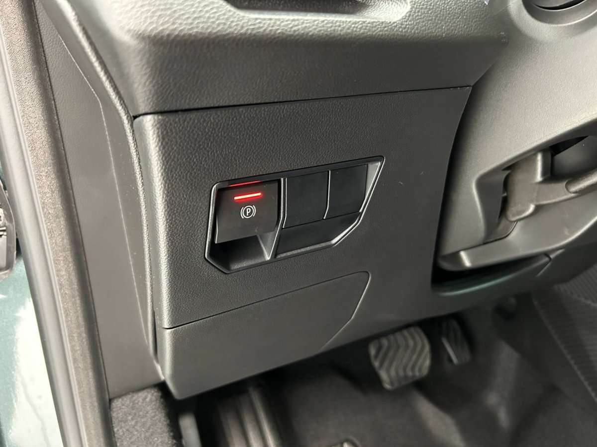 Fahrzeugbild eines Dacia Duster