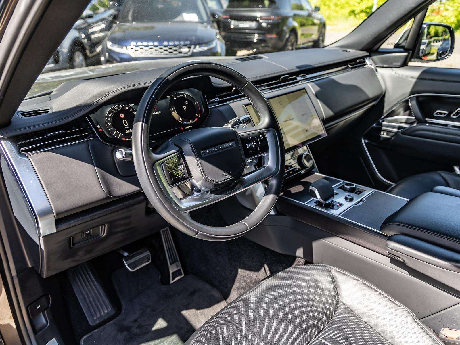 Fahrzeugbild eines Land Rover Range Rover