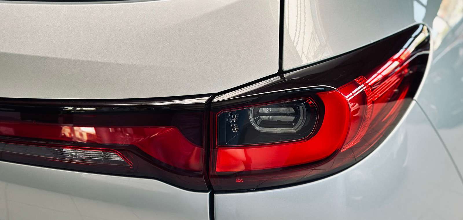 Fahrzeugbild eines Mazda CX-60