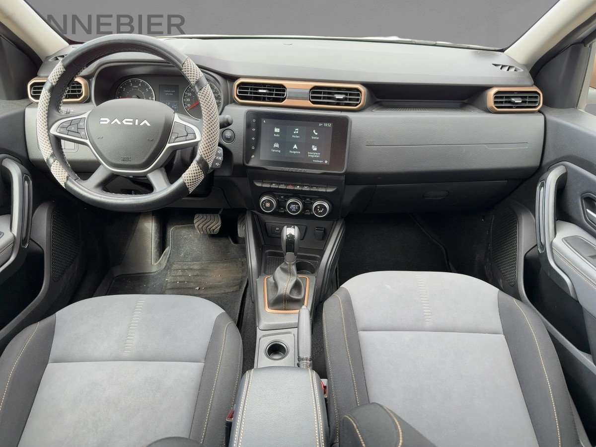 Fahrzeugbild eines Dacia Duster