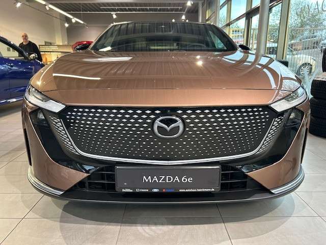 Fahrzeugbild eines Mazda Mazda6