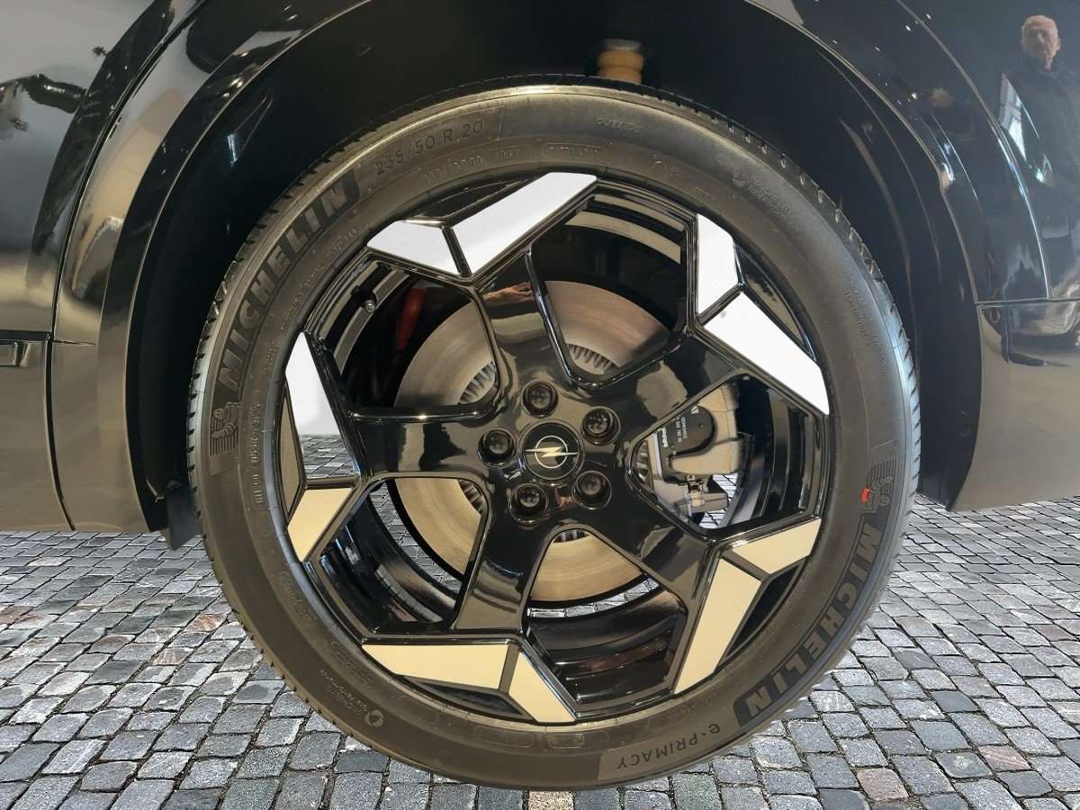 Fahrzeugbild eines Opel Grandland X