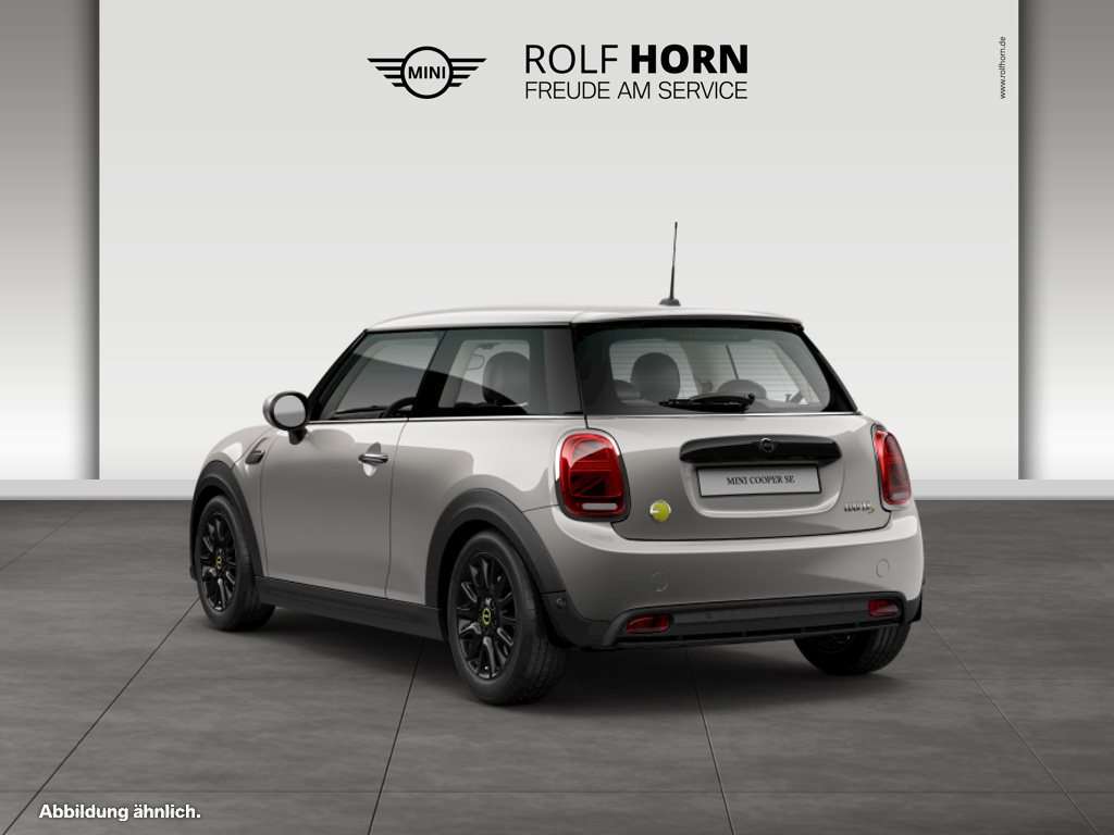 Fahrzeugbild eines MINI COOPER SE
