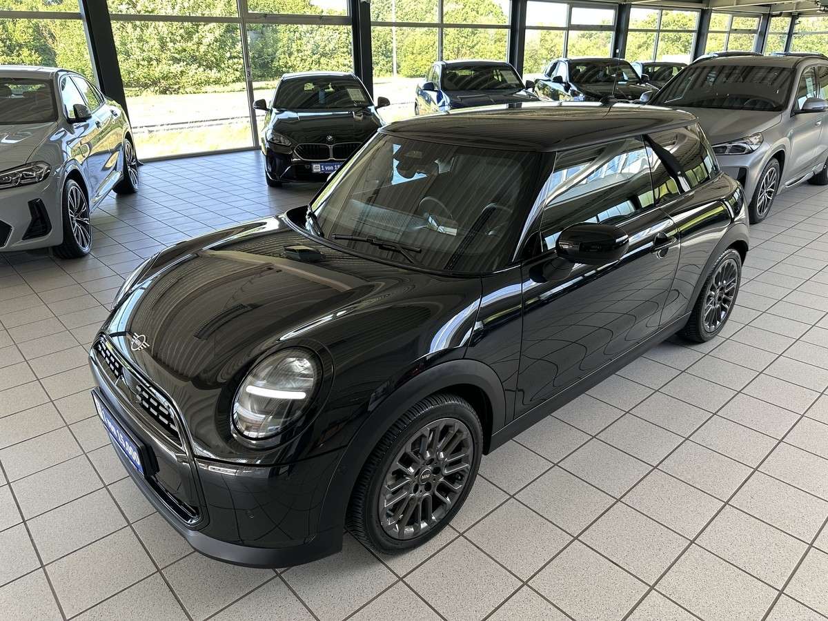 Fahrzeugbild eines MINI COOPER