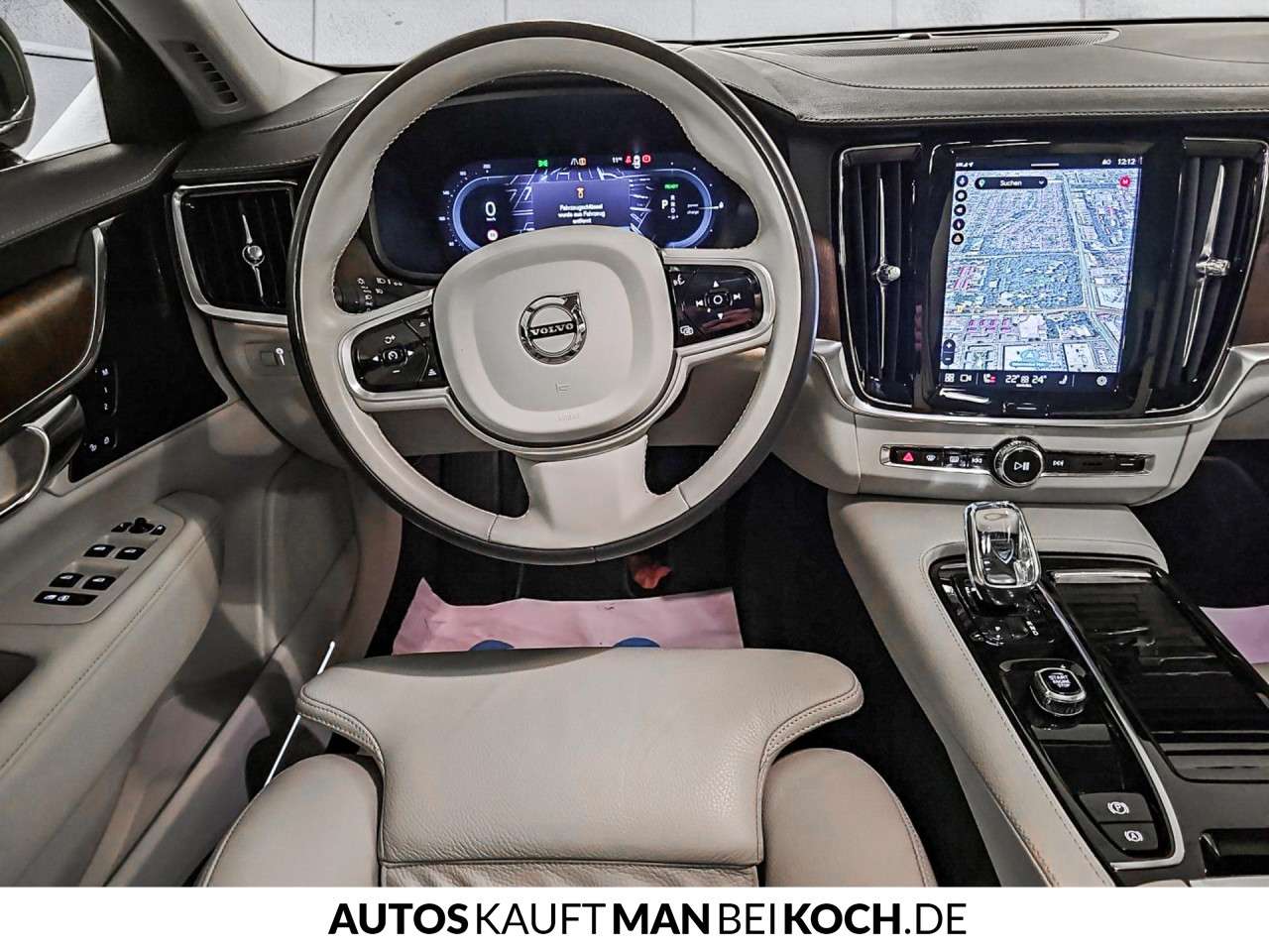 Fahrzeugbild eines Volvo V90