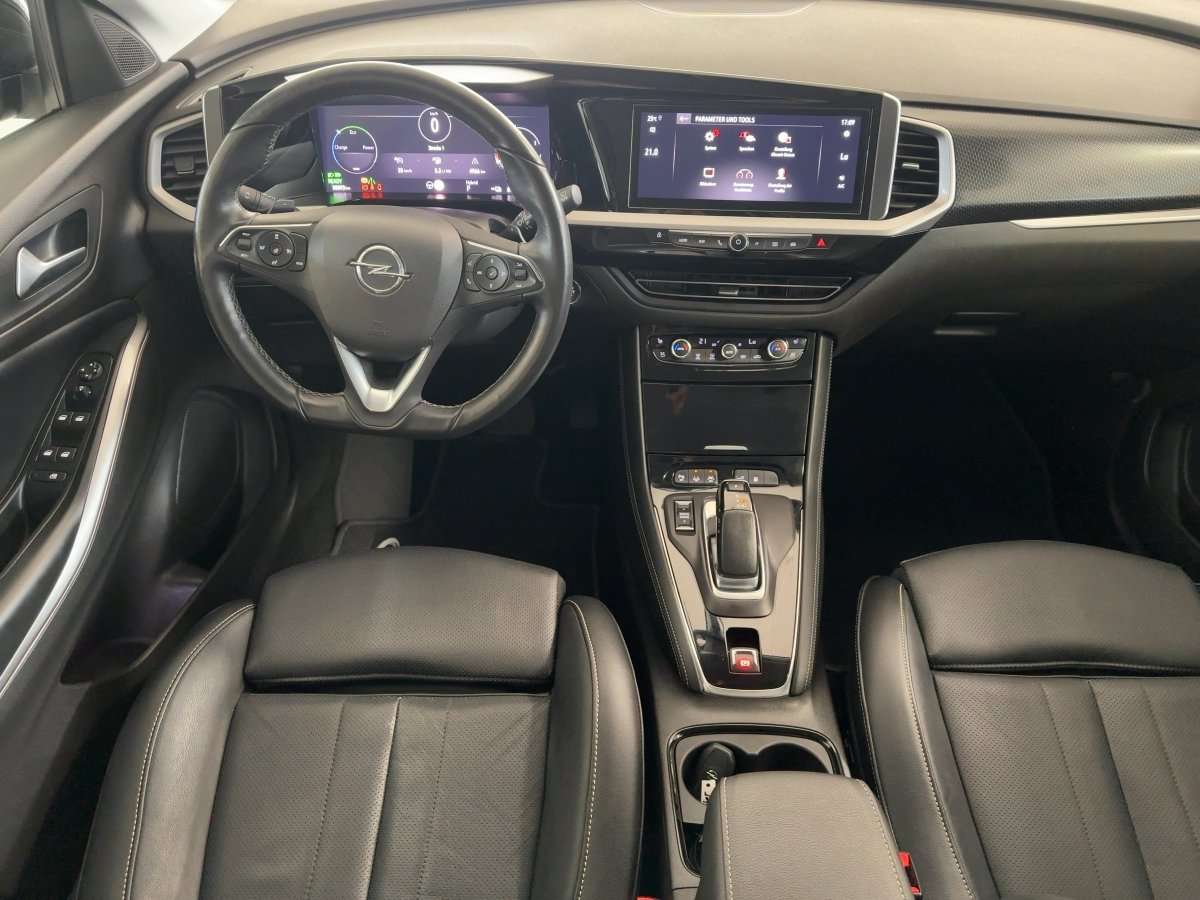 Fahrzeugbild eines Opel Grandland X