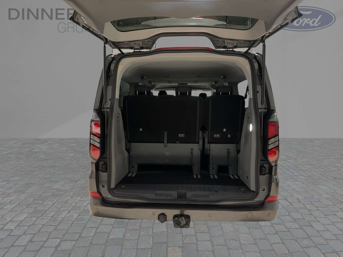 Fahrzeugbild eines Ford Tourneo Custom