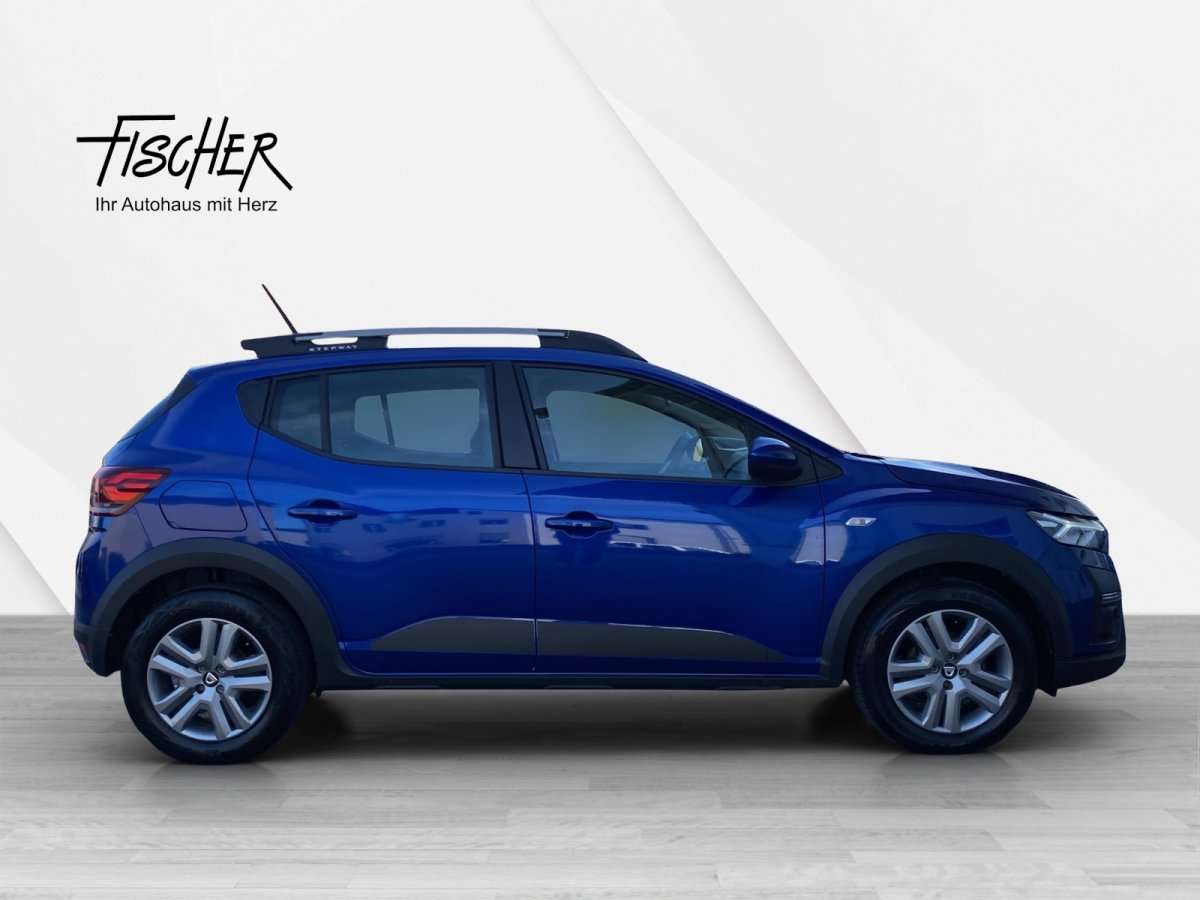 Fahrzeugbild eines Dacia Sandero