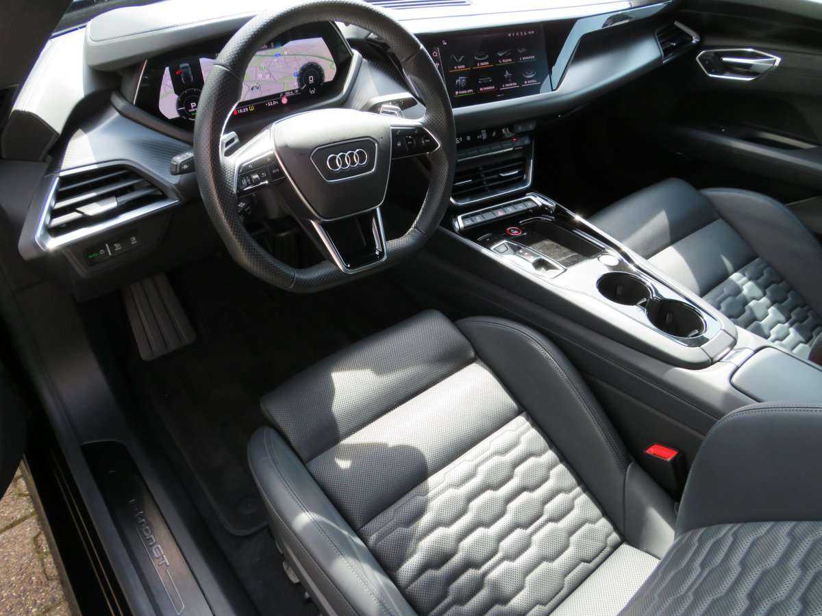 Fahrzeugbild eines Audi e-tron GT