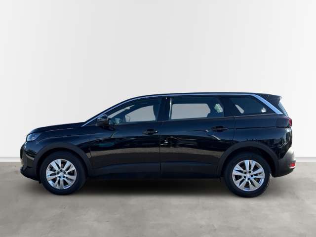 Fahrzeugbild eines Peugeot 5008