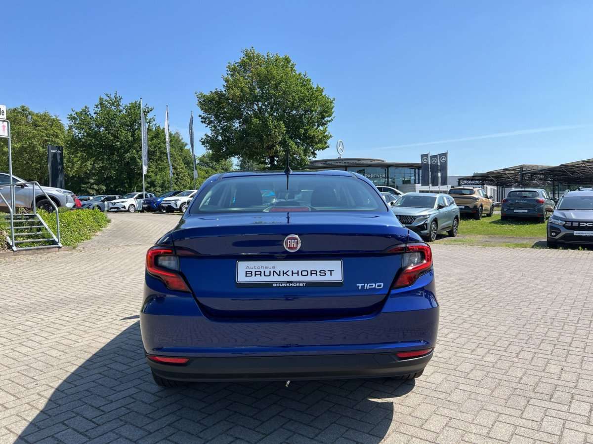 Fahrzeugbild eines Fiat Tipo