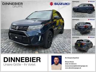 Schräge Frontansicht auf einen Suzuki Vitara , freigestellt