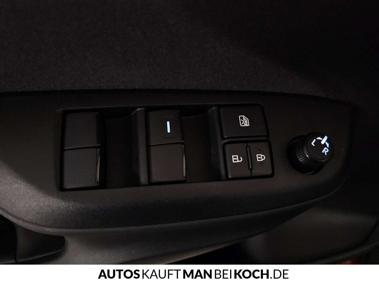 Fahrzeugbild eines Mazda Mazda2 Hybrid