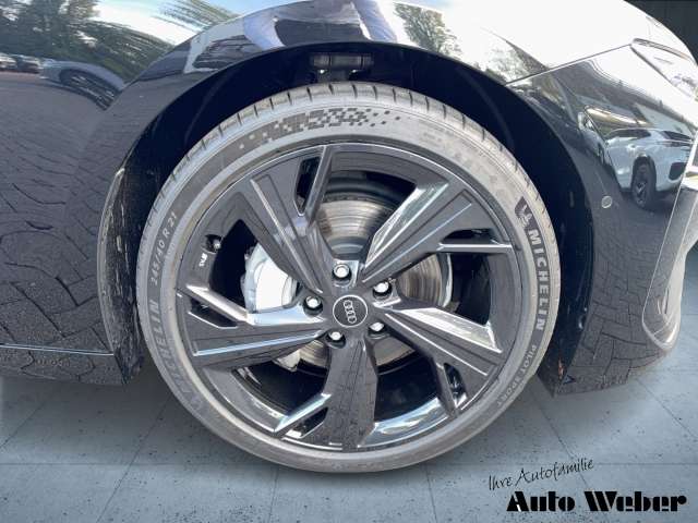 Fahrzeugbild eines Audi A6 e-tron