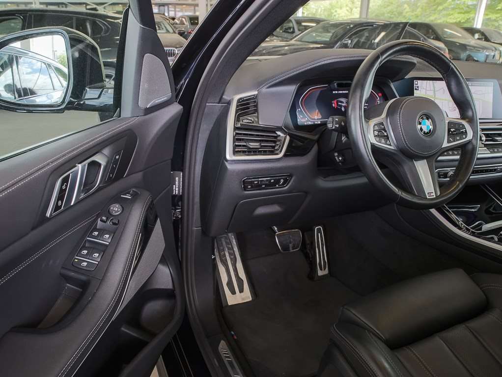 Fahrzeugbild eines BMW X5