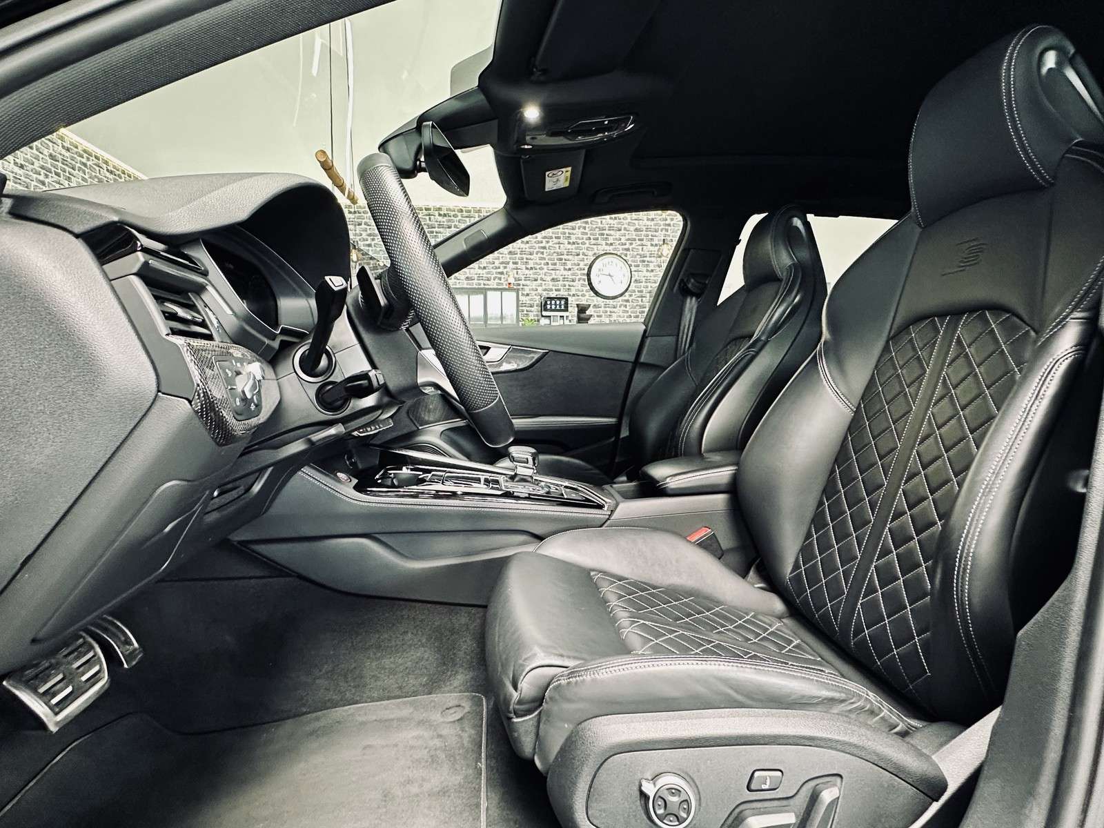 Fahrzeugbild eines Audi S4