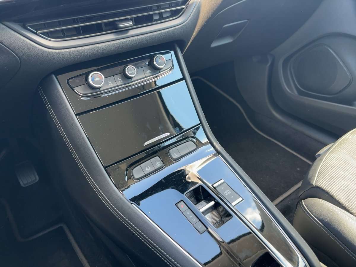 Fahrzeugbild eines Opel Grandland X