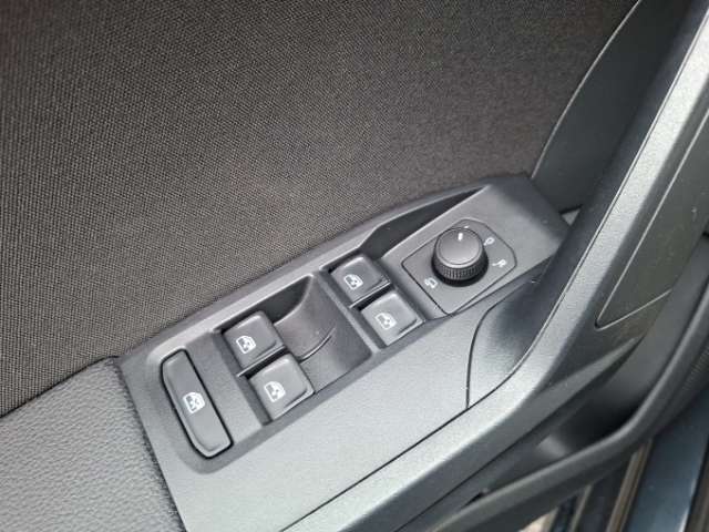Fahrzeugbild eines SEAT Ibiza