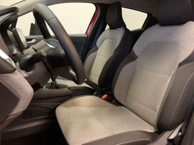 Fahrzeugbild eines Renault Clio