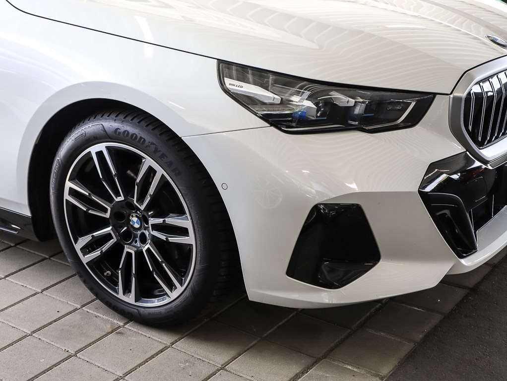 Fahrzeugbild eines BMW 5er-Reihe