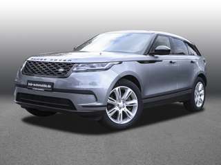 Schräge Frontansicht auf einen Land Rover Range Rover Velar , freigestellt