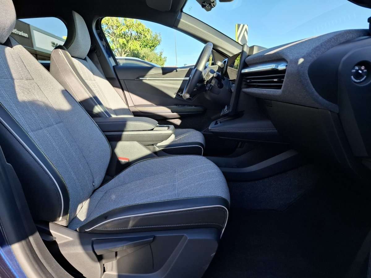 Fahrzeugbild eines Renault Megane E-TECH