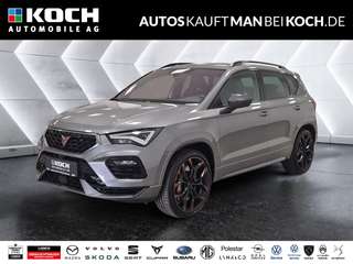 Schräge Frontansicht auf einen CUPRA Ateca , freigestellt