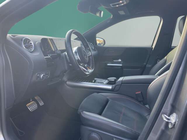 Fahrzeugbild eines Mercedes-Benz B-Klasse
