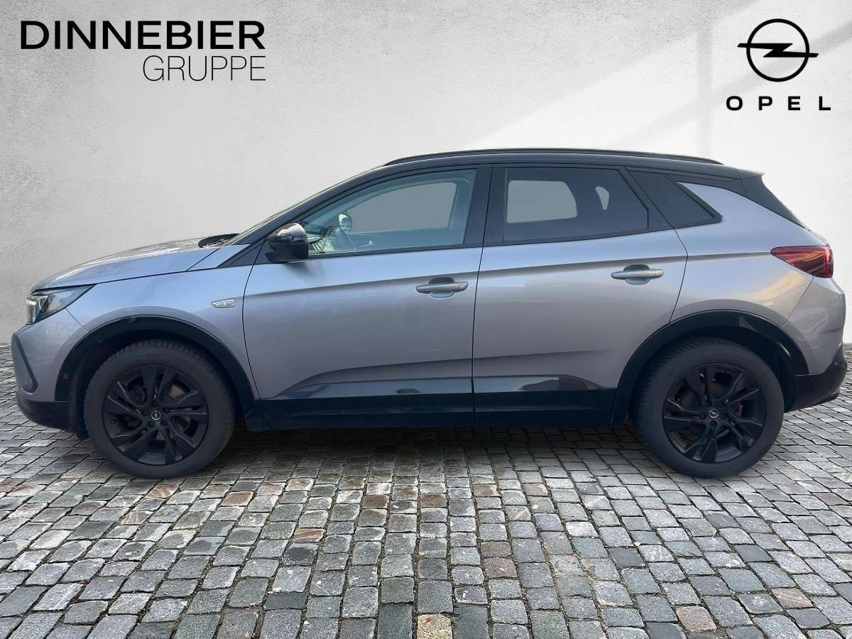 Fahrzeugbild eines Opel Grandland X