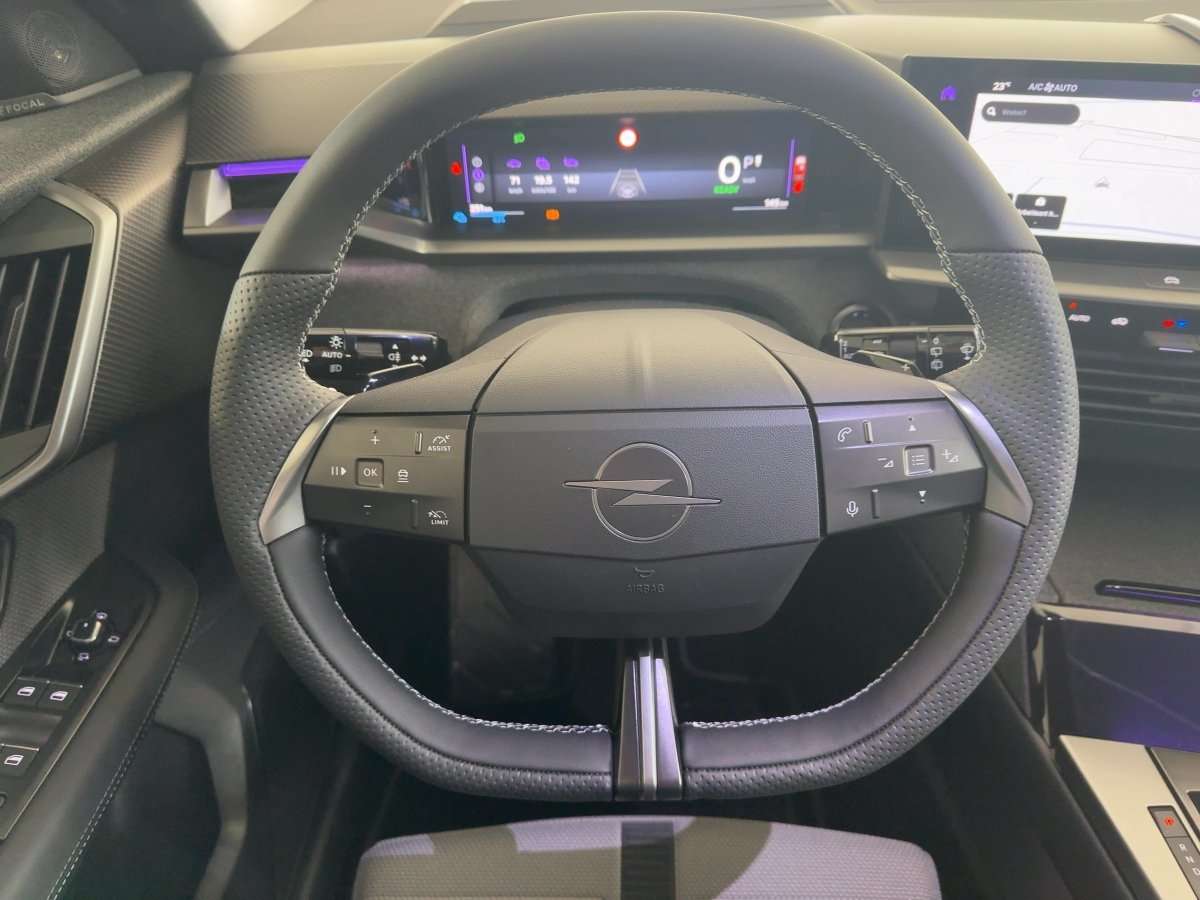 Fahrzeugbild eines Opel Grandland X