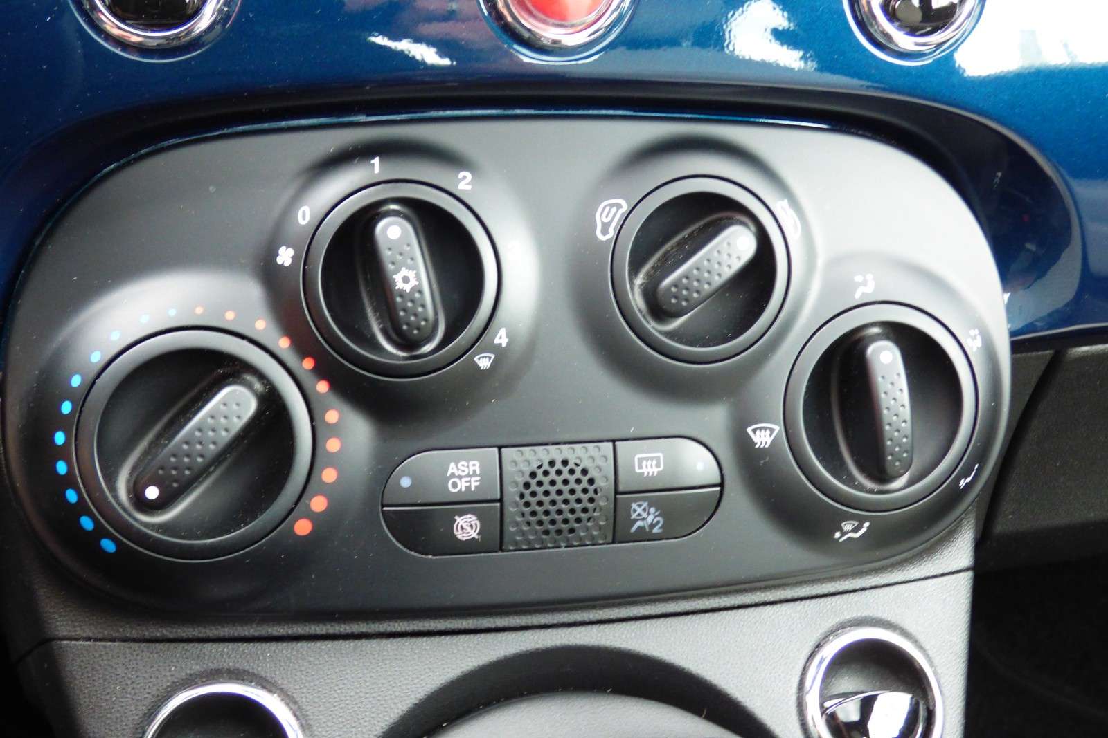 Fahrzeugbild eines Fiat 500