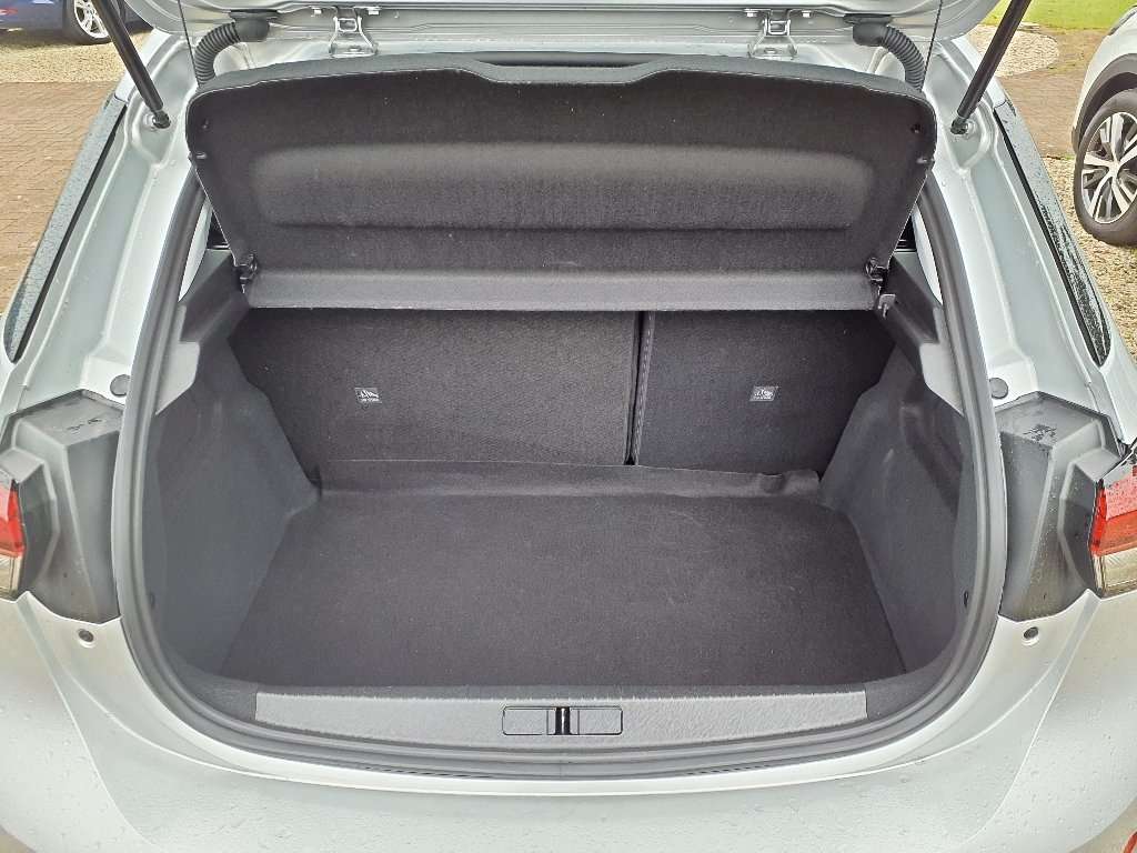 Fahrzeugbild eines Opel Corsa