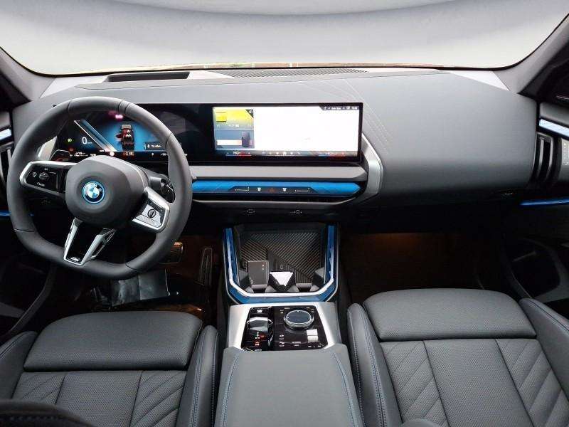 Fahrzeugbild eines BMW X3