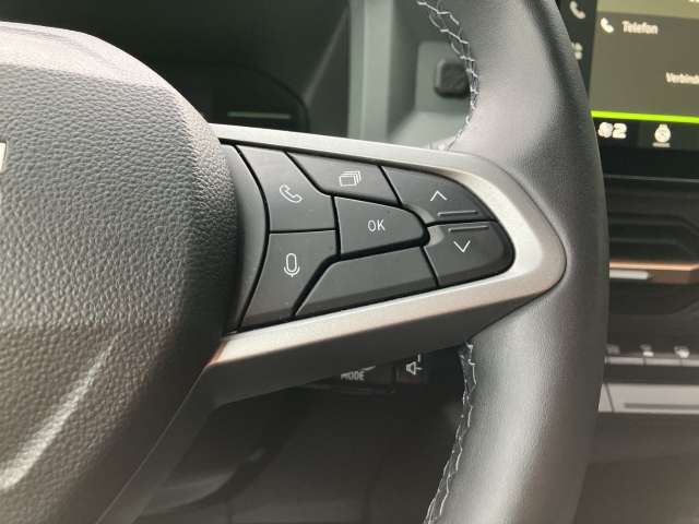 Fahrzeugbild eines Dacia Duster