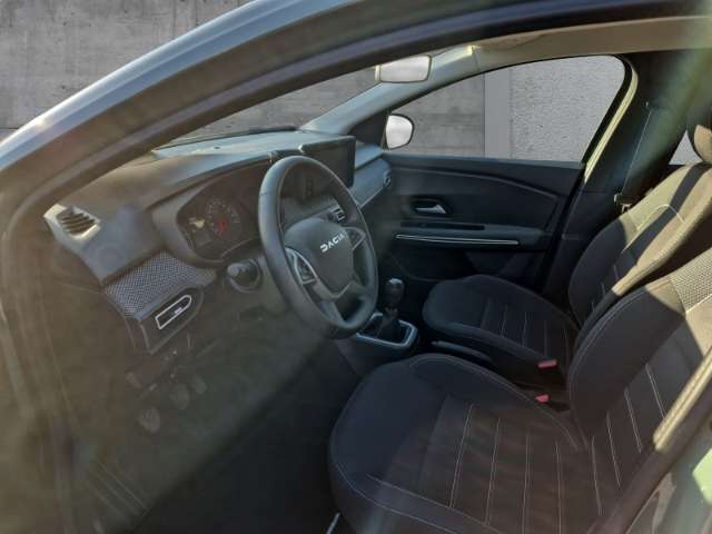 Fahrzeugbild eines Dacia Jogger