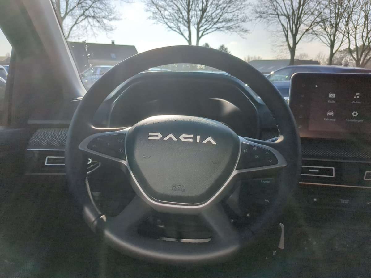 Fahrzeugbild eines Dacia Jogger