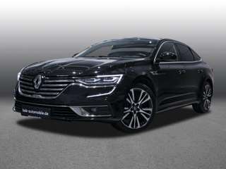 Schräge Frontansicht auf einen Renault Talisman , freigestellt