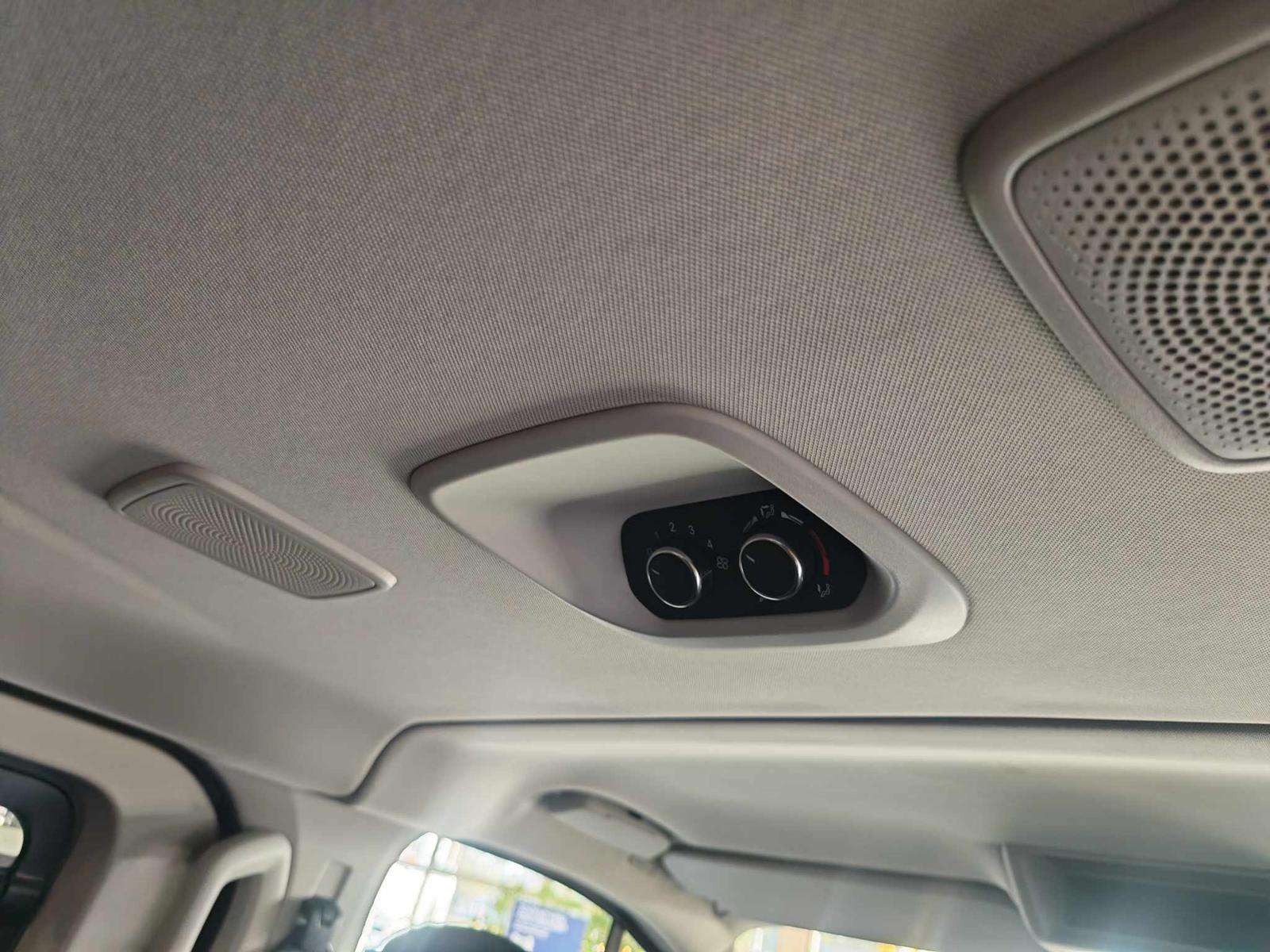 Fahrzeugbild eines Ford Tourneo Custom