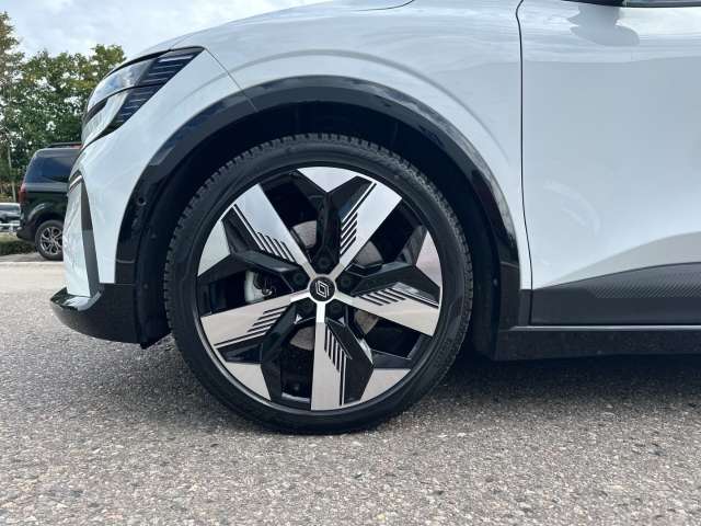 Fahrzeugbild eines Renault Megane E-TECH
