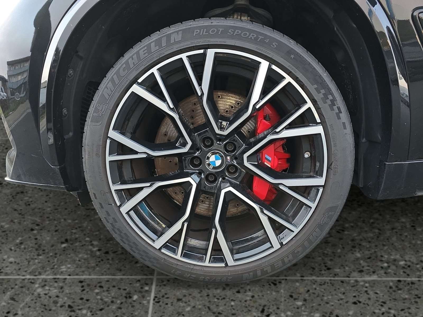 Fahrzeugbild eines BMW X5