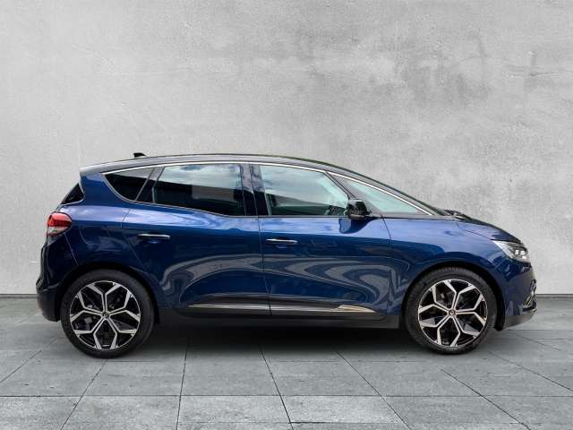 Fahrzeugbild eines Renault Scénic