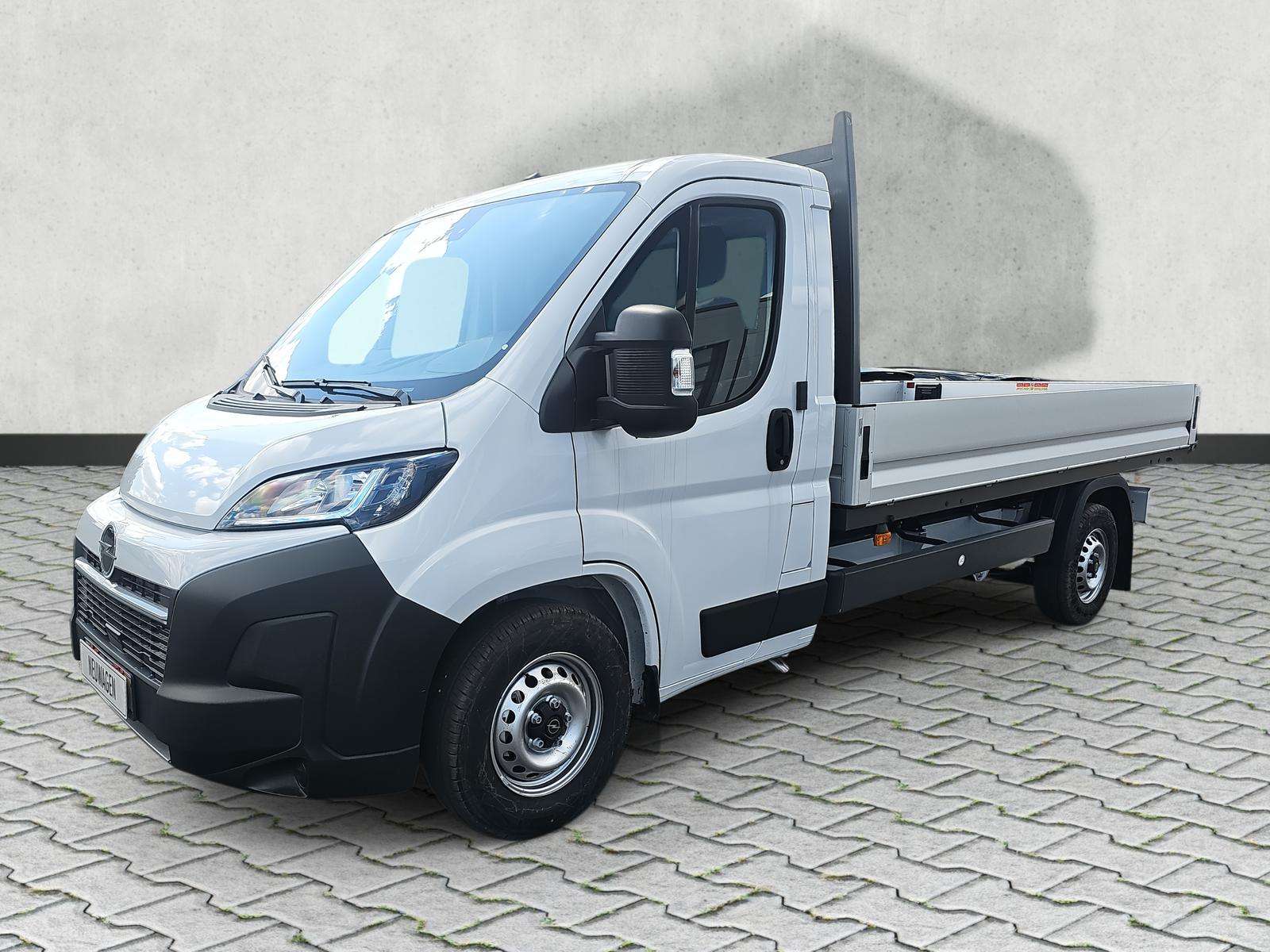 Fahrzeugbild eines Opel Movano