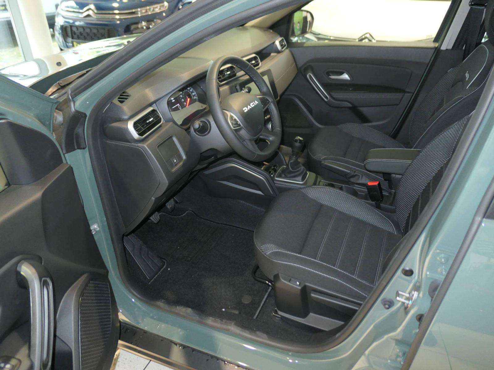 Fahrzeugbild eines Dacia Duster